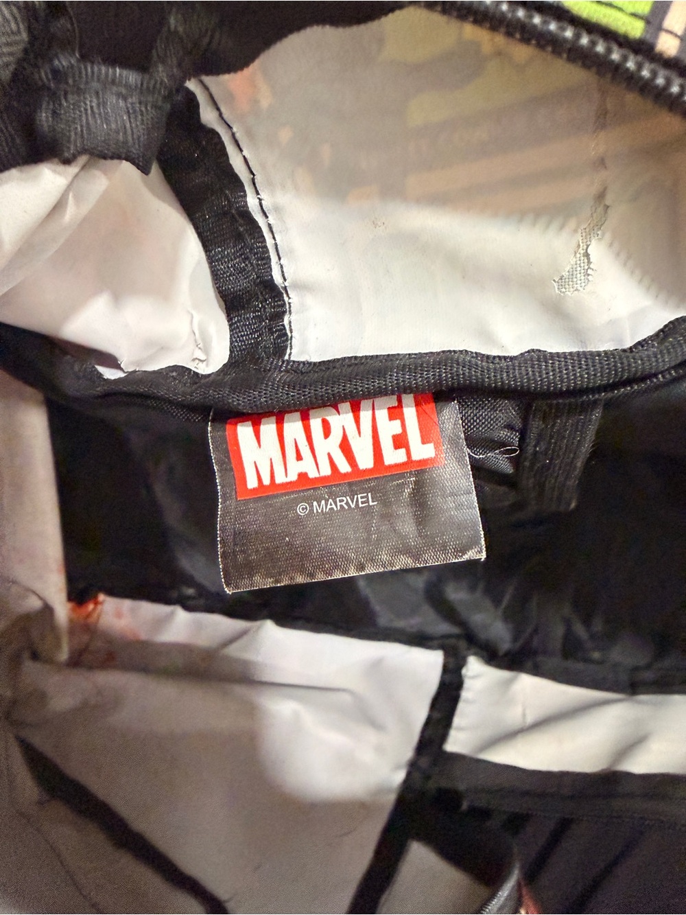 Marvel Comic Retro Collection Panel Multicolor Backpack - Marvel - Picture 10 of 10